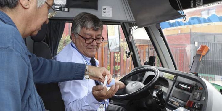 Tarifa rebajada para adultos mayores en el transporte público comienza a regir mañana  