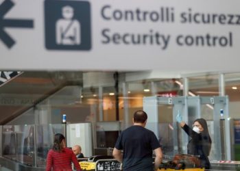 Gobierno italiano prohíbe el ingreso a su territorio de viajeros provenientes de Chile y otros 12 países por riesgo de contagio de Covid-19