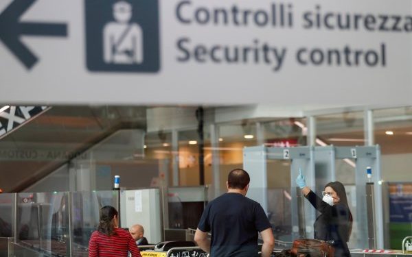 Gobierno italiano prohíbe el ingreso a su territorio de viajeros provenientes de Chile y otros 12 países por riesgo de contagio de Covid-19