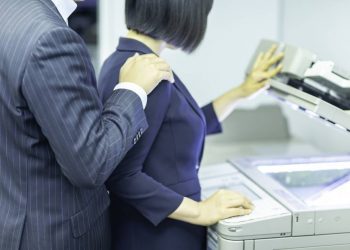 6 de cada 10 mujeres han sufrido acoso en Chile según estudio de la UPLA