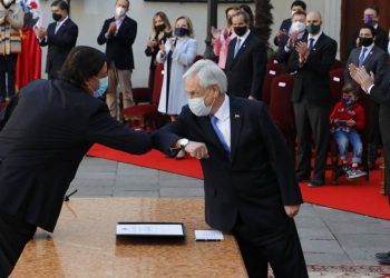 Cadem: 49% de los encuestados evalúa negativamente el cambio de gabinete realizado por Sebastián Piñera