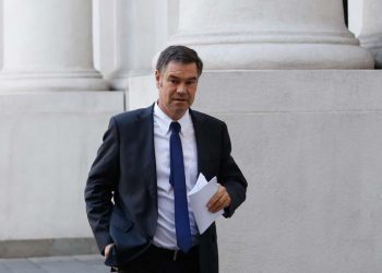 Fiscalía decide formalizar a senador Manuel José Ossandón por tráfico de influencias reiterado