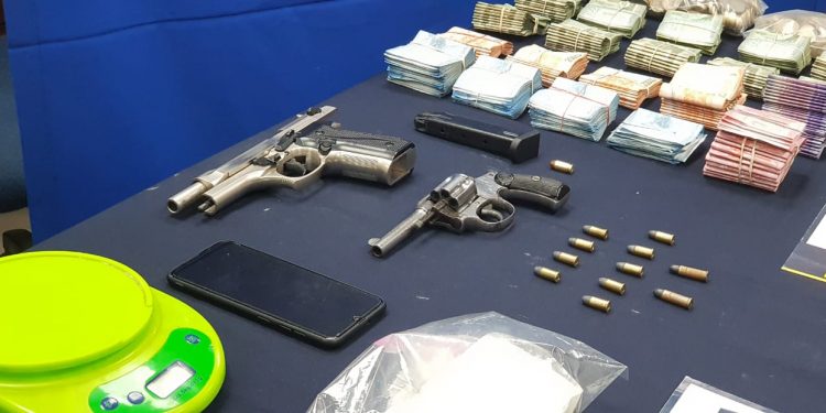 Banda dedicada al tráfico de drogas es desarticulada por la PDI en San Antonio