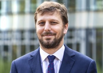 Activistas acusan a exsubsecretario del Medio Ambiente de representarlos sin su consentimiento