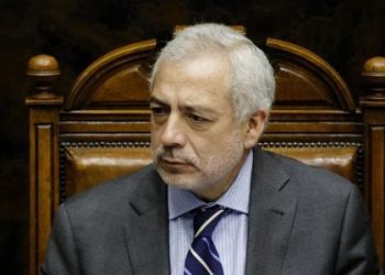 Por posible delito sanitario: fiscal pidió formalizar a secretario del Senado