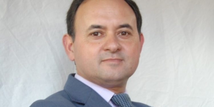 Exseremi de Economía presenta su candidatura a la Alcaldía de Viña del Mar