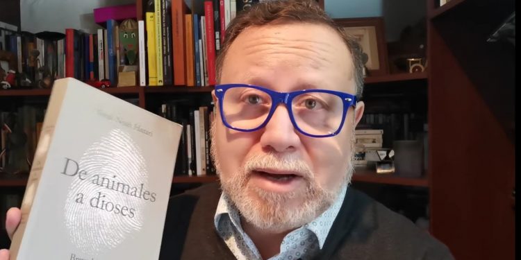 Waldo Carrasco invita a apreciar el ensayo como un género especulativo