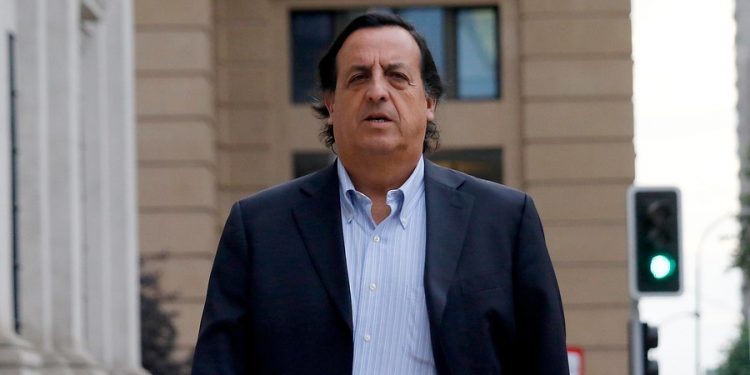 Pese a término del paro de camioneros la oposición decide continuar con acusación constitucional en contra de ministro Pérez