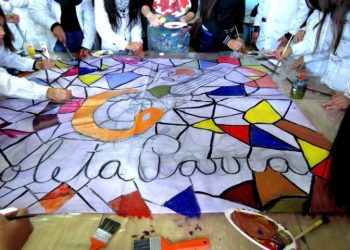 Región de Valparaíso: artistas educadores acusan alta cesantía por suspensión de programa cultural para establecimientos escolares