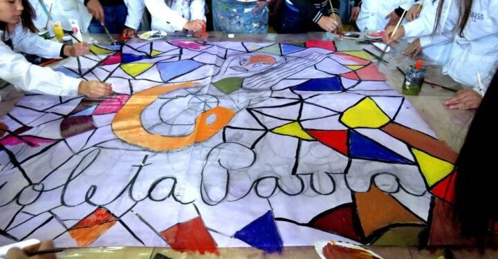 Región de Valparaíso: artistas educadores acusan alta cesantía por suspensión de programa cultural para establecimientos escolares