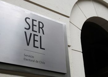 A última hora Chile Vamos llega a acuerdo para ir a primarias y formaliza pacto ante el Servel