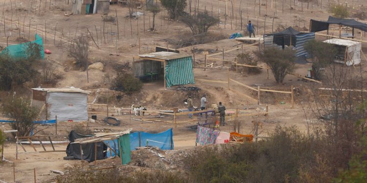 Piden a Fiscal Regional poner atención a proliferación de tomas en Villa Rukán de Viña del Mar