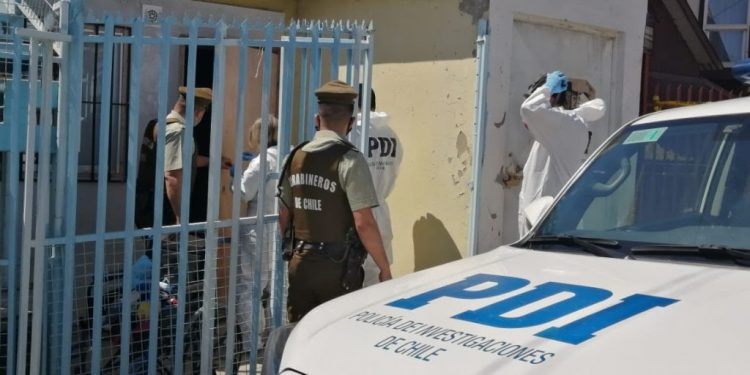 En Viña del Mar encuentran a pareja de adultos mayores fallecida en su hogar: él cuidaba a su esposa postrada