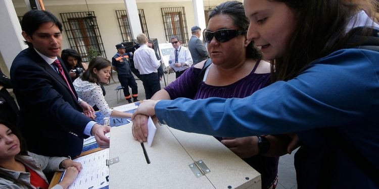 Preste atención: así funciona el voto asistido para el plebiscito