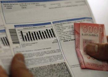 Crisis económica: más de 800 mil clientes adeudan servicios de electricidad y gas