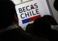Califican como un “grave error” por parte del Gobierno suspender Becas Chile 2021