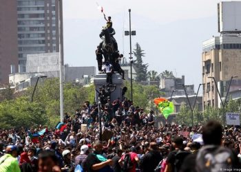 Encuesta Criteria: 71% cree que las protestas seguirán con la misma o más fuerza cuando pase el riesgo de contagio de COVID-19