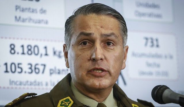 Siguen cuestionamientos a Carabineros por adolescente que cayó al Río Mapocho: PS pide la renuncia de general Rozas y anuncia acusación constitucional contra ministro Pérez