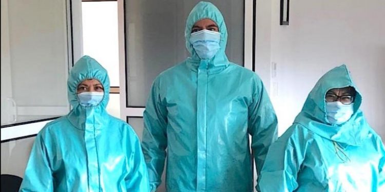 Creación de ropa médica sustentable para hospitales mexicanos, el nuevo desafío de egresado de la UPLA