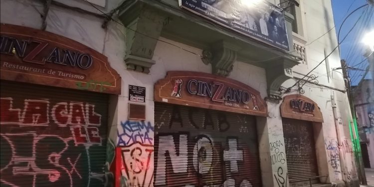 Tras cierre del Cinzano: diputado Díaz respalda al alcalde Sharp e insiste que autoridades y empresarios deben salvar el comercio de Valparaíso