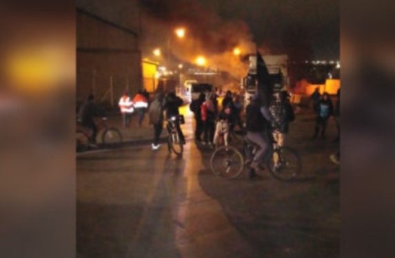 Agrupación se manifiesta en acceso a puerto en San Antonio por posible impacto de proyecto en humedal