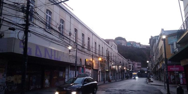 Multigremial de Valparaíso pide a autoridades agilizar la reapertura del comercio