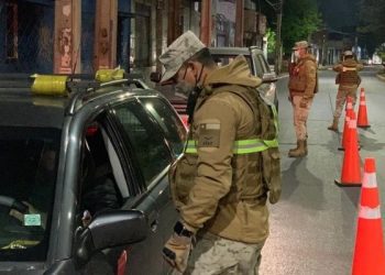 Gobierno se abre a la posibilidad de modificar el toque de queda para el plebiscito