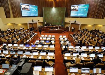 Vergonzoso intento de echar por tierra límite a la reelección: diputados presentan proyecto para que alcaldes y concejales puedan postularse en comicios del 2021