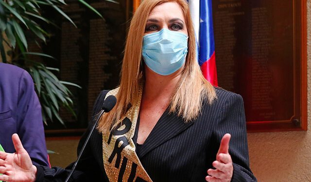 Pulso Ciudadano: Pamela Jiles supera a Lavín y Jadue en la carrera presidencial