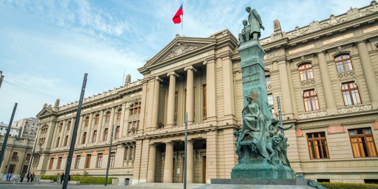 Profesores municipales de Viña del Mar presentaron demanda y Corte Suprema resuelve que no corresponde pago de «bonificación proporcional mensual» del estatuto docente