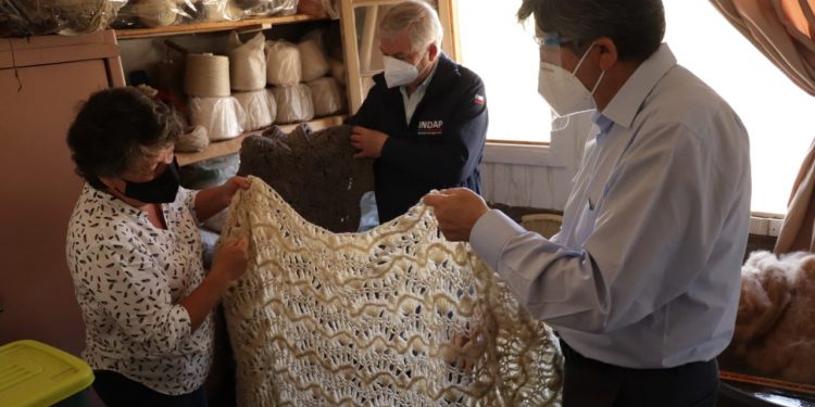 En la antesala del Día Nacional del Artesano resaltan su aporte al desarrollo del mundo rural