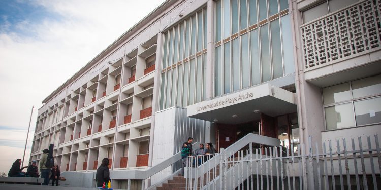 UPLA favorece prácticas profesionales y educación artística tras firma de convenios de colaboración