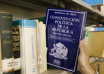 CPLT enfatiza que el lenguaje claro es un aporte para fortalecer la confianza en el proceso constituyente