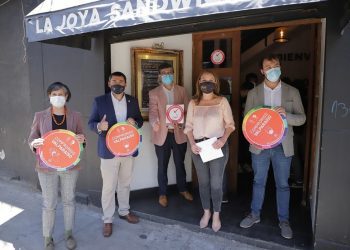 Municipalidad de Valparaíso entrega requisitos para solicitudes de terrazas y capacitaciones sanitarias en fase de reapertura