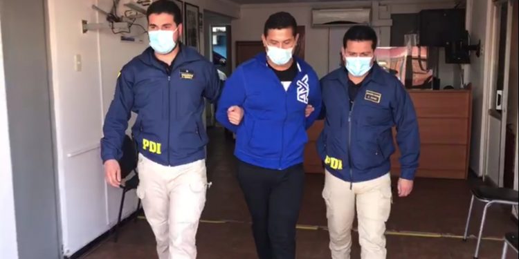 En prisión preventiva quedó sujeto acusado de ser líder de banda dedicada a robos fuera de bancos