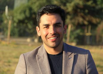 Cristian Mella enfatiza que deben haber nuevos liderazgos que respondan a los intereses de la región