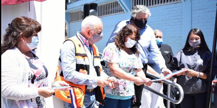 En Catemu inauguran nueva estación médico rural El Seco Alto