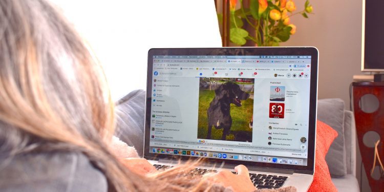 «Globañol”: proponen nueva denominación al lenguaje que se usa en redes sociales