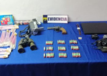 Detienen a dos personas que vendían especies robadas por redes sociales