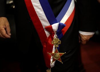 Proyecto para adelantar las elecciones presidenciales y parlamentarias será presentado por la oposición