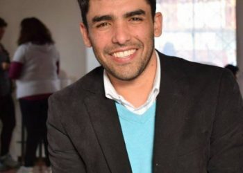 Ejes del programa de Cristian Mella a la Gobernación Regional apuntan a reactivar la economía, salud, y descentralización