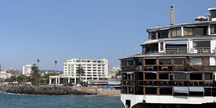 Senadora Allende insiste en la necesidad de medidas de apoyo para hoteleros y sector turismo de Valparaíso