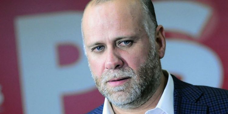 Álvaro Elizalde congela su opción presidencial y sostiene que prefiere que se decida respecto a otras alternativas