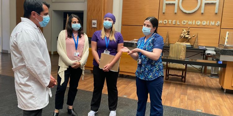 COVID-19: refuerzan llamado a aislarse en residencias sanitarias de cara a fiestas de fin de año