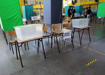 Servel cifró en 3 mil la cantidad de vocales de mesa que no cumplieron su labor en las primarias
