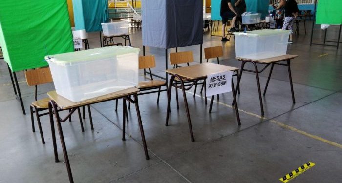 Servel cifró en 3 mil la cantidad de vocales de mesa que no cumplieron su labor en las primarias