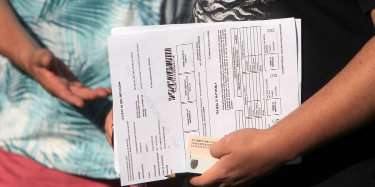 PTU: quienes rindan la prueba podrán trasladarse con su cédula y tarjeta de inscripción sin importar la fase de su comuna