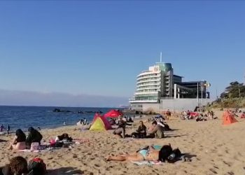 COVID-19: pese a aumento de contagios se podrá pedir permiso especial para salir de vacaciones