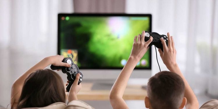 Escolares en vacaciones: cómo fomentar la actividad física y evitar el sedentarismo durante el confinamiento