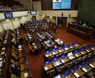 Reajuste escalonado del sector público propuesto por el Gobierno fue rechazado en general por la Cámara de Diputados